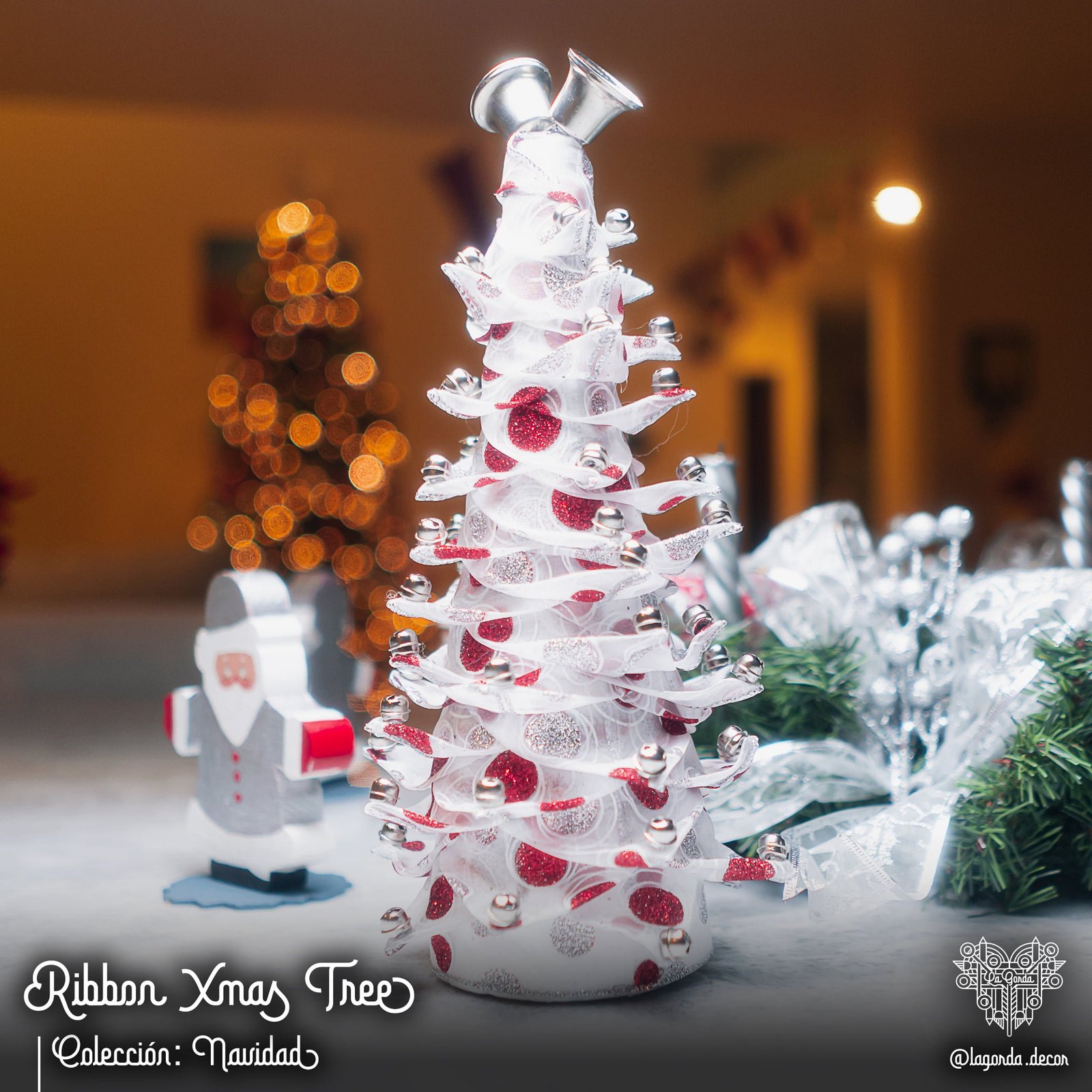 4-7RibbonXmasTree